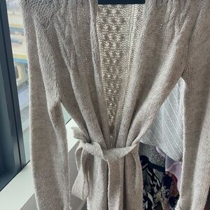 Elegant Gray Knit Cardigan Sweater